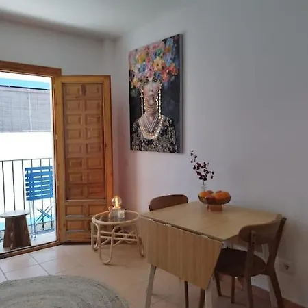 Joyo Estudio A Pasos Del Mar *